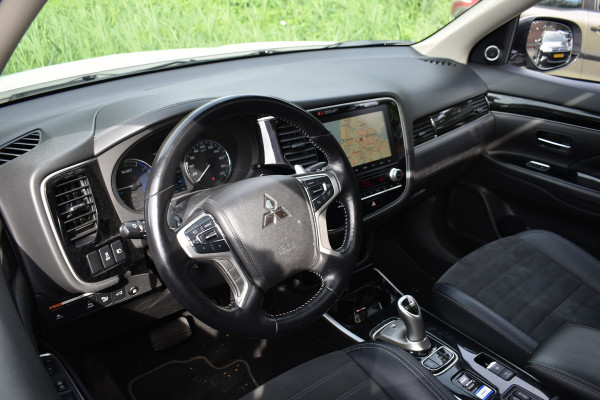 Mitsubishi Outlander 2.4 PHEV INTENSE+ CAMERA/LEDER/SCHUIFDAK***