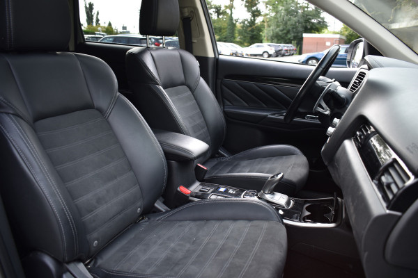 Mitsubishi Outlander 2.4 PHEV INTENSE+ CAMERA/LEDER/SCHUIFDAK***