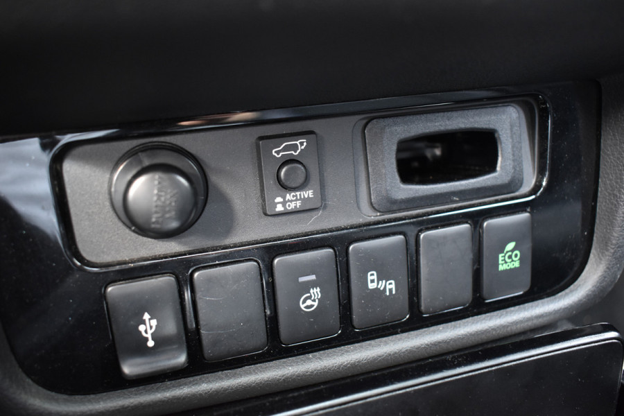 Mitsubishi Outlander 2.4 PHEV INTENSE+ CAMERA/LEDER/SCHUIFDAK***