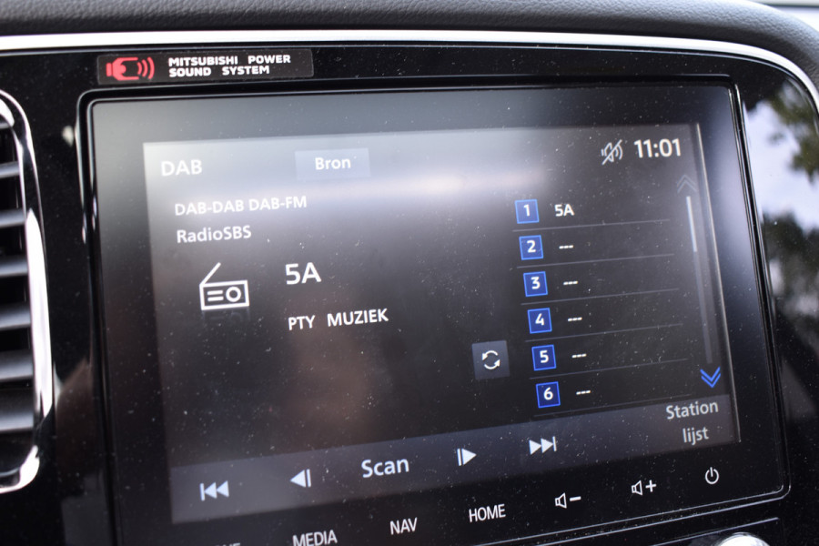 Mitsubishi Outlander 2.4 PHEV INTENSE+ CAMERA/LEDER/SCHUIFDAK***