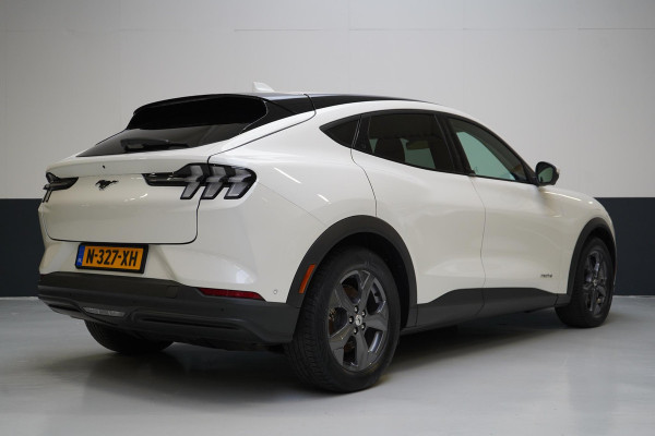 Ford Mustang Mach-E RWD 75 kWh | 360 camera | B&O | Leder | Stoel- en stuurverwarming | Parkeerassistent