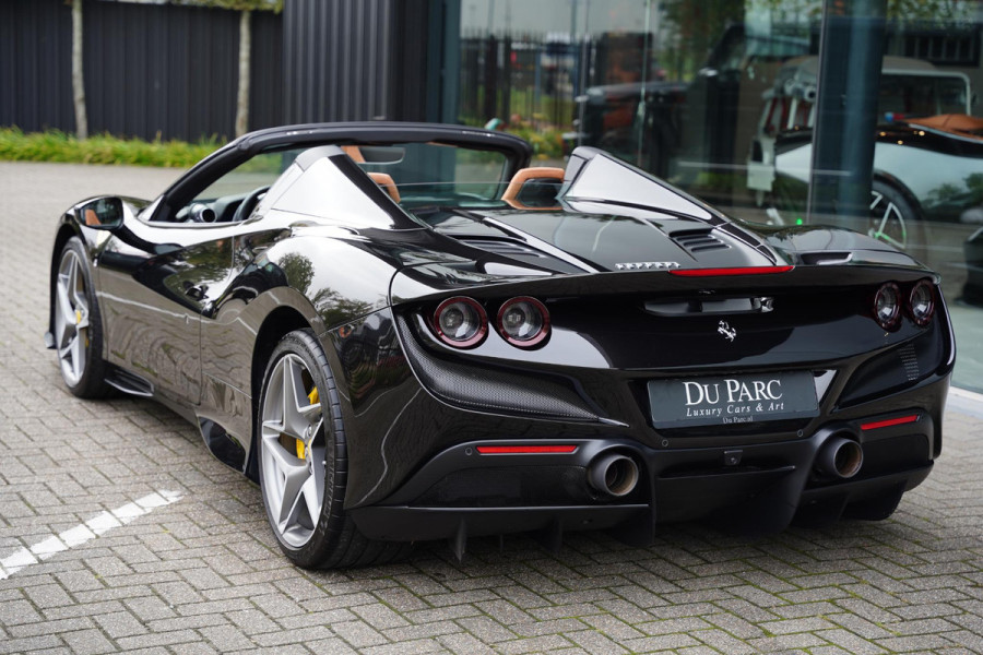 Ferrari F8 Spider 3.9 V8 HELE Cuoio Interior 18 D.Km