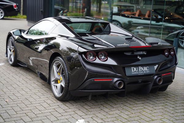 Ferrari F8 Spider 3.9 V8 HELE Cuoio Interior 18 D.Km