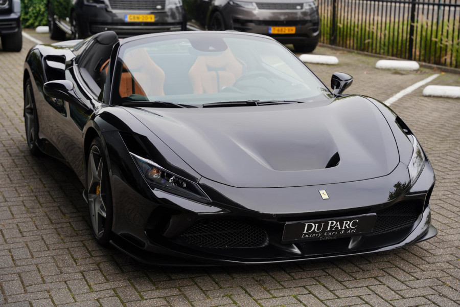 Ferrari F8 Spider 3.9 V8 HELE Cuoio Interior 18 D.Km