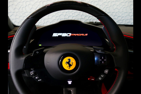 Ferrari SF90 Stradale 4.0 V8 1000PK / INCL BTW/BPM CARBON SEATS/STUUR LIFT CARPLAY AFS CAMERA
