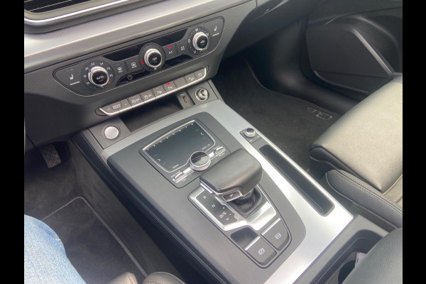 Audi Q5 2.0 TFSI QUATTRO PANO/LUCHTVERING/SFEER/VIRTUAL Audi Q5 2.0 TFSI QUATTRO PANO/LUCHTVERING/SFEER/VIRTUAL