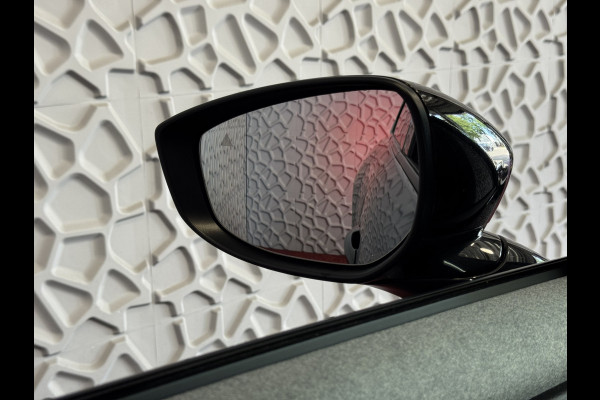 Mazda MX-30 E-SKYACTIV R-EV PHEV 170PK ELEK.STOEL H.U.D CAMERA LED PLUG IN HYBRID