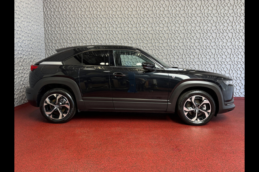 Mazda MX-30 E-SKYACTIV R-EV PHEV 170PK ELEK.STOEL H.U.D CAMERA LED PLUG IN HYBRID
