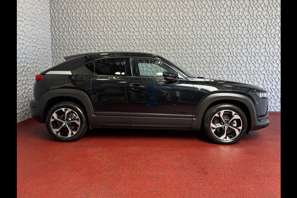 Mazda MX-30 E-SKYACTIV R-EV PHEV 170PK ELEK.STOEL H.U.D CAMERA LED PLUG IN HYBRID
