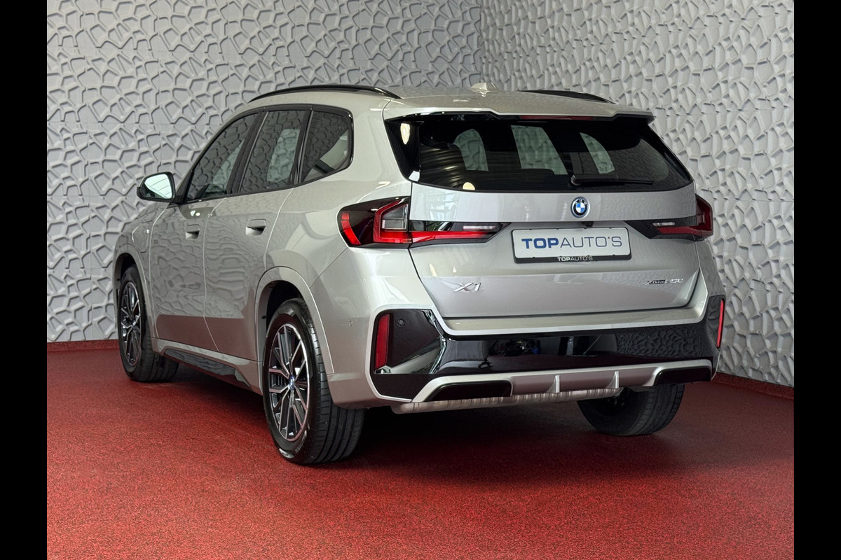 BMW X1 XDRIVE 25E M-SPORT LED ELEK.KLEP NAVI STOELVERW M-SHADOW LINE CARPLAY/ANDROID ZWARTE.HEMEL PHEV PLUG IN HYBRID AWD 4X4 4WD