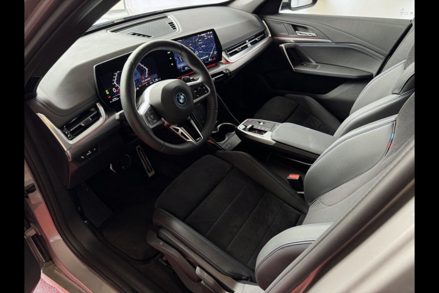 BMW X1 XDRIVE 25E M-SPORT LED ELEK.KLEP NAVI STOELVERW M-SHADOW LINE CARPLAY/ANDROID ZWARTE.HEMEL PHEV PLUG IN HYBRID AWD 4X4 4WD
