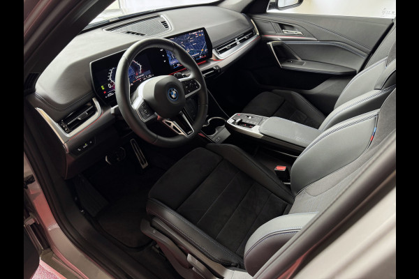 BMW X1 XDRIVE 25E M-SPORT LED ELEK.KLEP NAVI STOELVERW M-SHADOW LINE CARPLAY/ANDROID ZWARTE.HEMEL PHEV PLUG IN HYBRID AWD 4X4 4WD