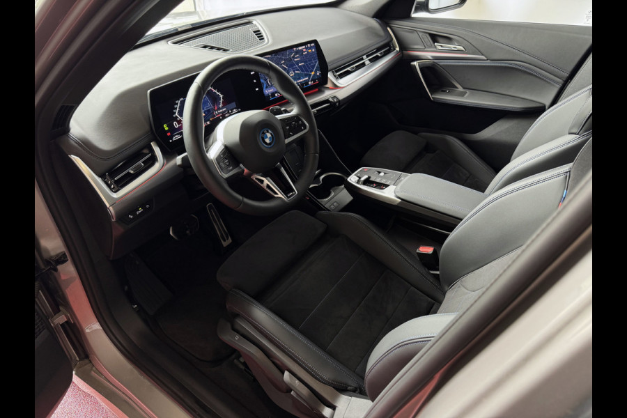 BMW X1 XDRIVE 25E M-SPORT LED ELEK.KLEP NAVI STOELVERW M-SHADOW LINE CARPLAY/ANDROID ZWARTE.HEMEL PHEV PLUG IN HYBRID AWD 4X4 4WD