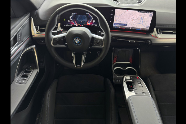BMW X1 XDRIVE 25E M-SPORT LED ELEK.KLEP NAVI STOELVERW M-SHADOW LINE CARPLAY/ANDROID ZWARTE.HEMEL PHEV PLUG IN HYBRID AWD 4X4 4WD