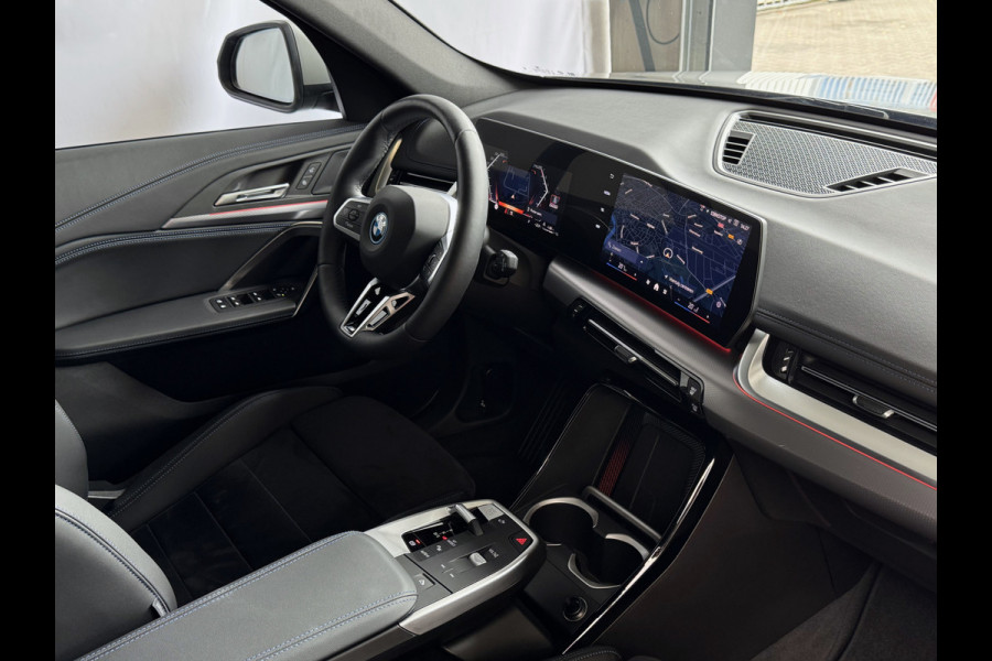 BMW X1 XDRIVE 25E M-SPORT LED ELEK.KLEP NAVI STOELVERW M-SHADOW LINE CARPLAY/ANDROID ZWARTE.HEMEL PHEV PLUG IN HYBRID AWD 4X4 4WD
