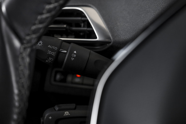 Peugeot 5008 1.2 PureTech 130 PK Blue Lease Allure 7 p. | Dig. Cockpit | Adapt. Cruise | PDC | Camera | NAV+App.Connect | Elek. Klep | ECC | DAP | LM 18" |