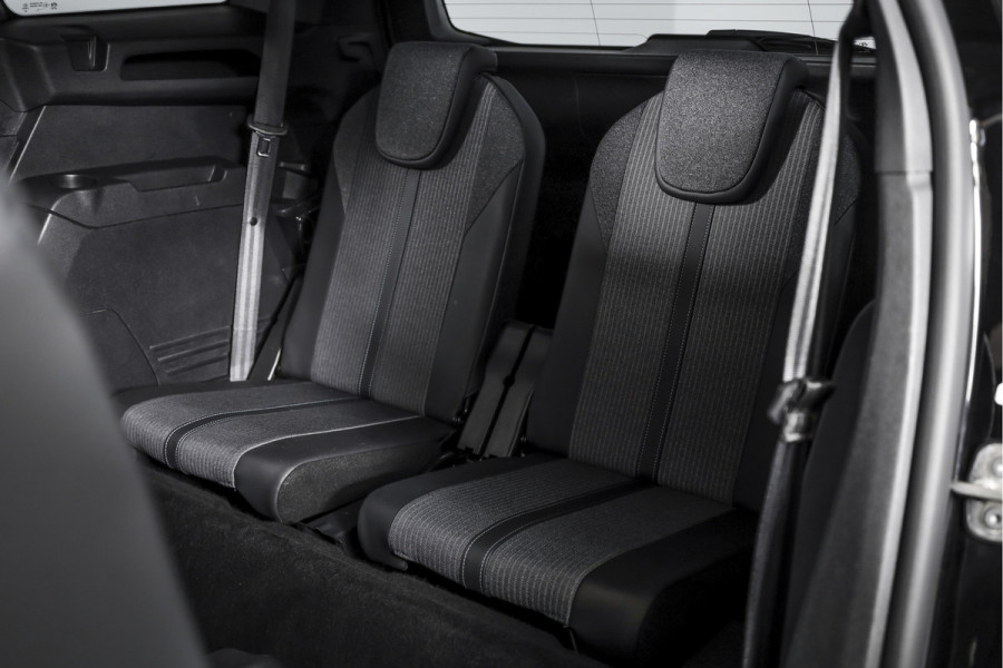 Peugeot 5008 1.2 PureTech 130 PK Blue Lease Allure 7 p. | Dig. Cockpit | Adapt. Cruise | PDC | Camera | NAV+App.Connect | Elek. Klep | ECC | DAP | LM 18" |