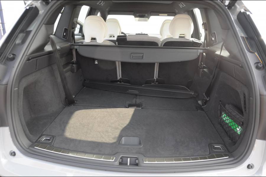 Volvo EX90 517PK Automaat Twin Performance Ultra / Luchtvering / Bowers & Wilkins audio / Elektrich bedienbare voorstoelen / Massage / Memory seats / Head-up display / Panoramadak / BLIS / 360 Camera /