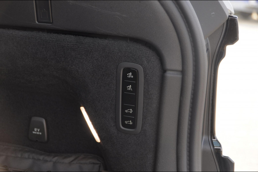 Volvo EX90 517PK Automaat Twin Performance Ultra / Luchtvering / Bowers & Wilkins audio / Elektrich bedienbare voorstoelen / Massage / Memory seats / Head-up display / Panoramadak / BLIS / 360 Camera /