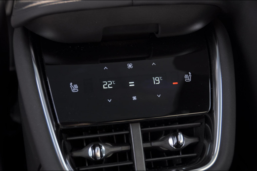Volvo EX90 517PK Automaat Twin Performance Ultra / Luchtvering / Bowers & Wilkins audio / Elektrich bedienbare voorstoelen / Massage / Memory seats / Head-up display / Panoramadak / BLIS / 360 Camera /