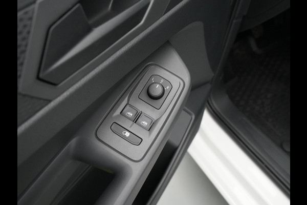 Volkswagen Caddy Cargo 1.5 TSI 115pk Airco Cruise Control Parkeersensors DAB radio