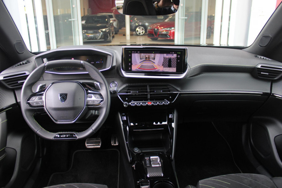 Peugeot 2008 1.2 130PK AUTOMAAT GT PACK | TREKHAAK | NAVIGATIE | ELEKTRISCHE STOELVERSTELLING | MASSAGE STOEL | STOEL VERWARMING | CAMERA VOOR / ACHTER | DRAADLOOS APPLE-CARPLAY / ANDROID-AUTO | DRAADLOOS LADEN | KEYLESS ENTRY / START | DODEHOEK DETECTIE | ADAPTIVE CRUISE CONTROL | ALCANTARA BEKLEDING | PARKEERSENSOREN VOOR EN ACHTER |