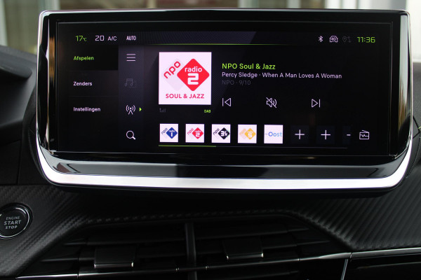 Peugeot 2008 1.2 130PK AUTOMAAT GT PACK | TREKHAAK | NAVIGATIE | ELEKTRISCHE STOELVERSTELLING | MASSAGE STOEL | STOEL VERWARMING | CAMERA VOOR / ACHTER | DRAADLOOS APPLE-CARPLAY / ANDROID-AUTO | DRAADLOOS LADEN | KEYLESS ENTRY / START | DODEHOEK DETECTIE | ADAPTIVE CRUISE CONTROL | ALCANTARA BEKLEDING | PARKEERSENSOREN VOOR EN ACHTER |