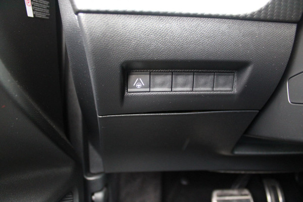 Peugeot 2008 1.2 130PK AUTOMAAT GT PACK | TREKHAAK | NAVIGATIE | ELEKTRISCHE STOELVERSTELLING | MASSAGE STOEL | STOEL VERWARMING | CAMERA VOOR / ACHTER | DRAADLOOS APPLE-CARPLAY / ANDROID-AUTO | DRAADLOOS LADEN | KEYLESS ENTRY / START | DODEHOEK DETECTIE | ADAPTIVE CRUISE CONTROL | ALCANTARA BEKLEDING | PARKEERSENSOREN VOOR EN ACHTER |