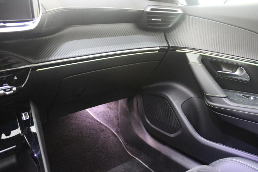 Peugeot 2008 1.2 130PK AUTOMAAT GT PACK | TREKHAAK | NAVIGATIE | ELEKTRISCHE STOELVERSTELLING | MASSAGE STOEL | STOEL VERWARMING | CAMERA VOOR / ACHTER | DRAADLOOS APPLE-CARPLAY / ANDROID-AUTO | DRAADLOOS LADEN | KEYLESS ENTRY / START | DODEHOEK DETECTIE | ADAPTIVE CRUISE CONTROL | ALCANTARA BEKLEDING | PARKEERSENSOREN VOOR EN ACHTER |