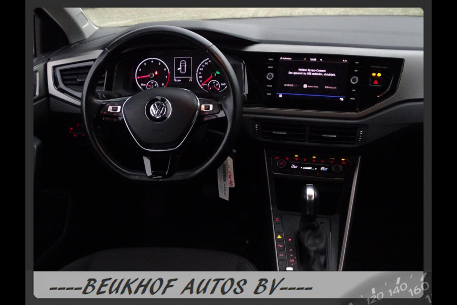 Volkswagen Polo 1.0 TSI Business Automaat Park Sensor Navi