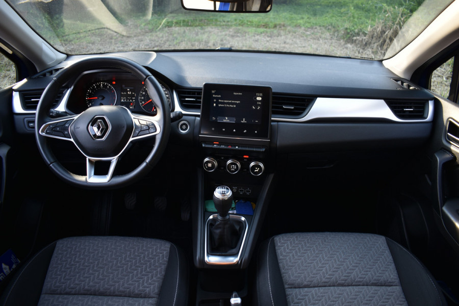 Renault Captur 1.0 TCe LIMITED CRUISE/NAVI/KEYLESS Renault Captur 1.0 TCe LIMITED CRUISE/NAVI/KEYLESS