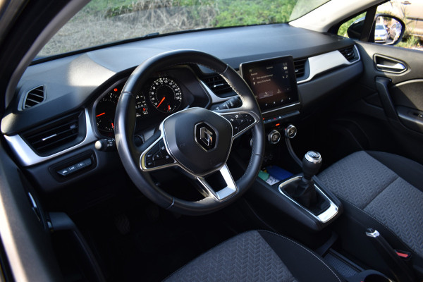 Renault Captur 1.0 TCe LIMITED CRUISE/NAVI/KEYLESS Renault Captur 1.0 TCe LIMITED CRUISE/NAVI/KEYLESS