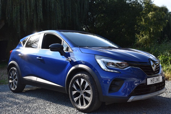 Renault Captur 1.0 TCe LIMITED CRUISE/NAVI/KEYLESS Renault Captur 1.0 TCe LIMITED CRUISE/NAVI/KEYLESS