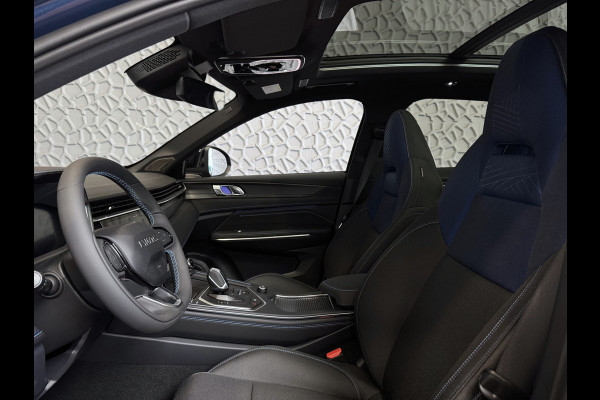 Lynk & Co 01 2025  / STUUR/STOEL VERW. 1.5 261 PK ZWARTE HEMEL 360CAM 4 JAAR GARANTIE PHEV Plug-in Hybrid More