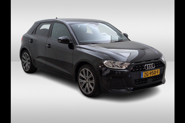 Audi A1 Sportback 30 TFSI Advanced epic S-Line / Navigatie / Parkeerhulp achter / 17'' / Sportstoelen / Getint glas / Cruise Control