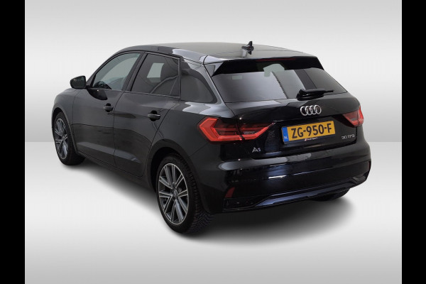 Audi A1 Sportback 30 TFSI Advanced epic S-Line / Navigatie / Parkeerhulp achter / 17'' / Sportstoelen / Getint glas / Cruise Control
