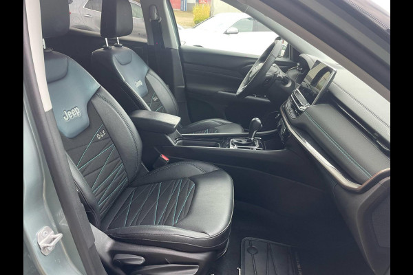 Jeep Compass 4xe 240 Plug-in Hybrid Electric Upland