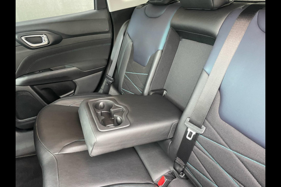 Jeep Compass 4xe 240 Plug-in Hybrid Electric Upland