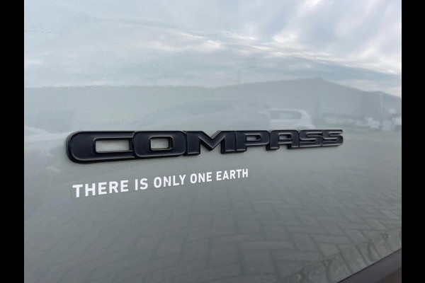 Jeep Compass 4xe 240 Plug-in Hybrid Electric Upland