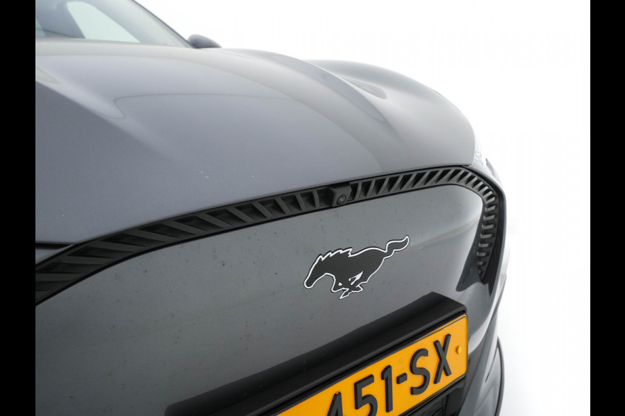 Ford Mustang Mach-E RWD 75 kWh [ 3-Fase ] {SOH-94%} (INCL-BTW) *PANO | LUXURY-LEATHER | ADAPTIVE-CRUISE | BANG&OLUFSEN | MEMORY-PACK | TOP-VIEW | FULL-LED | BLIND-SPOT | DAB+ | DIGI-COCKPIT | KEYLESS | NAVI-FULLMAP | CARPLAY | COMFORT-SEATS |