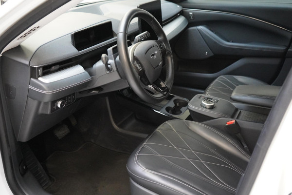 Ford Mustang Mach-E RWD 75 kWh | 360 camera | B&O | Leder | Stoel- en stuurverwarming | Parkeerassistent