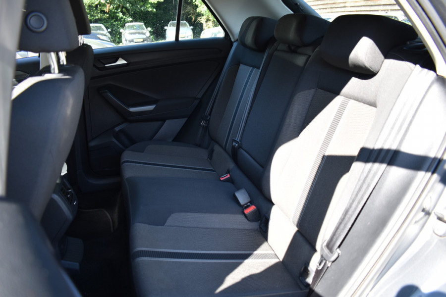 Volkswagen T-Roc 1.5 TSI 150PK DSG Style CARPLAY/ACC/NAVI