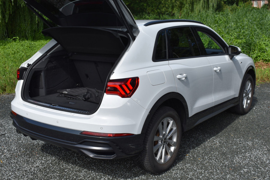 Audi Q3 45 TFSIe 245PK S-TRONIC HYBRID S-LINE VIRTUAL/PDC/CARPLAY