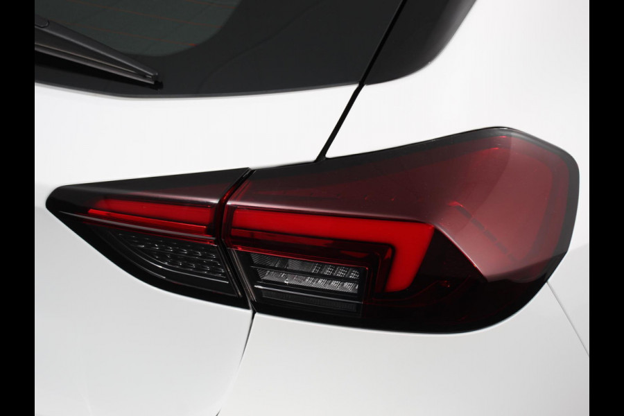 Opel Corsa 1.2 Turbo 100pk GS Demo! Nieuw model! | Navigatie Apple Carplay/Android Auto Digitale Cockpit Airco Camera Parkeer sensoren V+A Cruise Control Lichtmetalen Velgen Dab