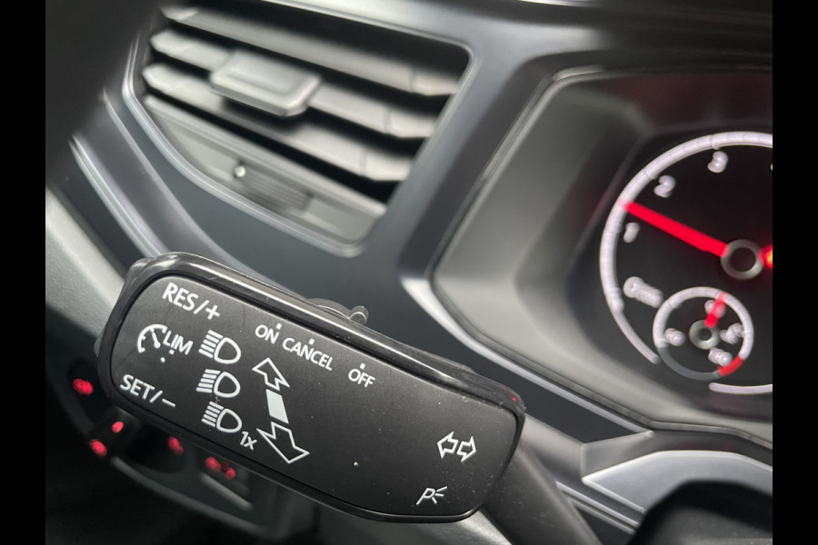 Volkswagen Polo 1.0 TSI Comfortline Business Airco - Cruise control - Bluetooth - Mistlampen voor  - Navigatie full map - Radio/ CD speler - Start/ stop systeem - Stuur multifunctioneel