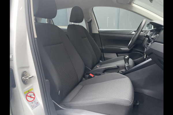 Volkswagen Polo 1.0 TSI Comfortline Business Airco - Cruise control - Bluetooth - Mistlampen voor  - Navigatie full map - Radio/ CD speler - Start/ stop systeem - Stuur multifunctioneel