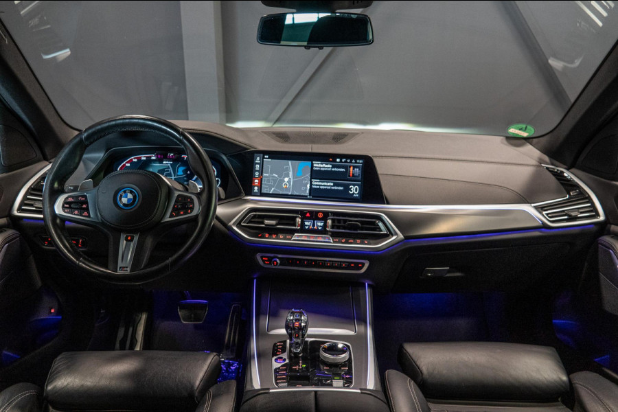 BMW X5 xDrive45e High Executive *M-Sport / Panorama / Surround-View / Memory / Soft-Close*