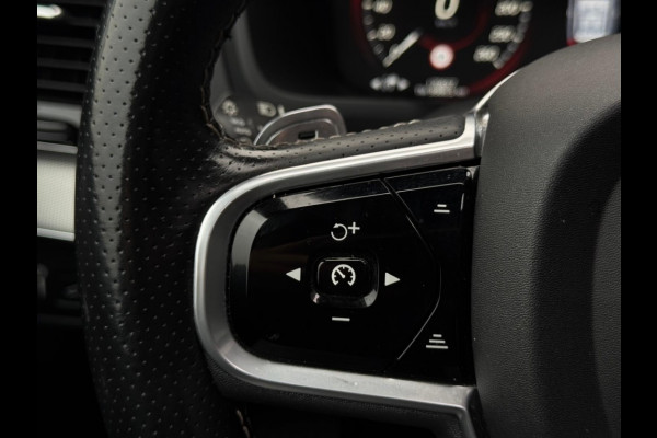 Volvo XC90 2.0 T8 TE AWD R-Des. 392pk PANO CR CONTROL CAMERA NAVI ECC