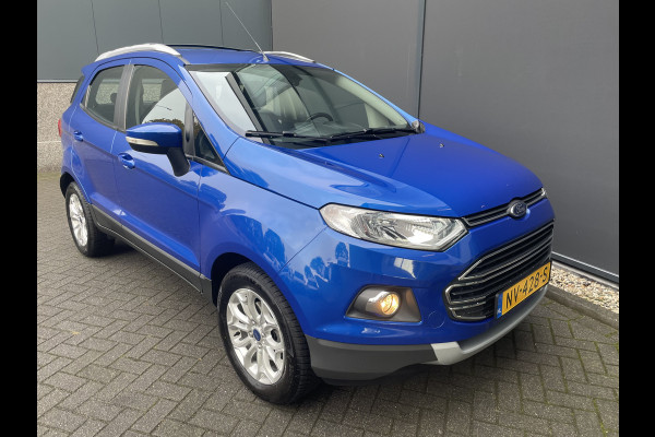 Ford EcoSport 1.5 Ti-VCT Titanium Achteruitrijcamera - Airco - Parkeersensoren achter - Keyless entry - Navigatie full map - dakrails - Mistlampen voor - Licht metalen velgen 16 inch - stuur leder