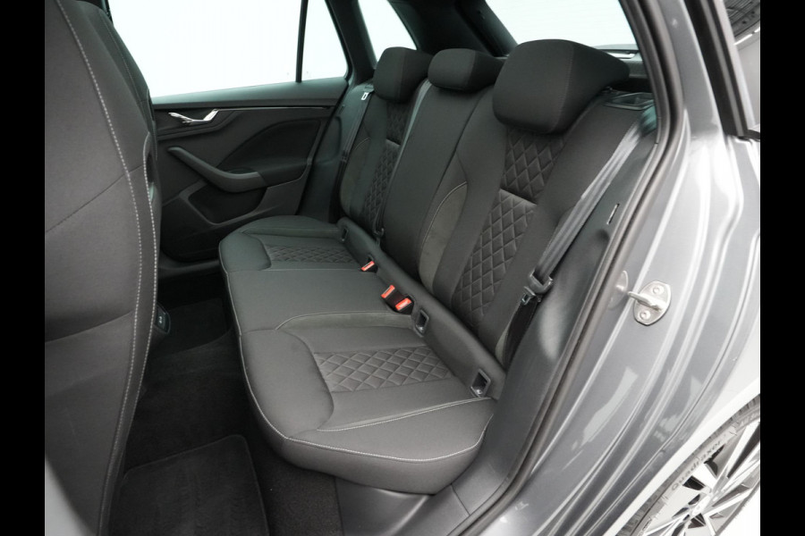 Škoda Kamiq 1.5 TSI ACT 150pk DSG Sport Panorama Navigatie Camera Stoelverwarming Carplay 241